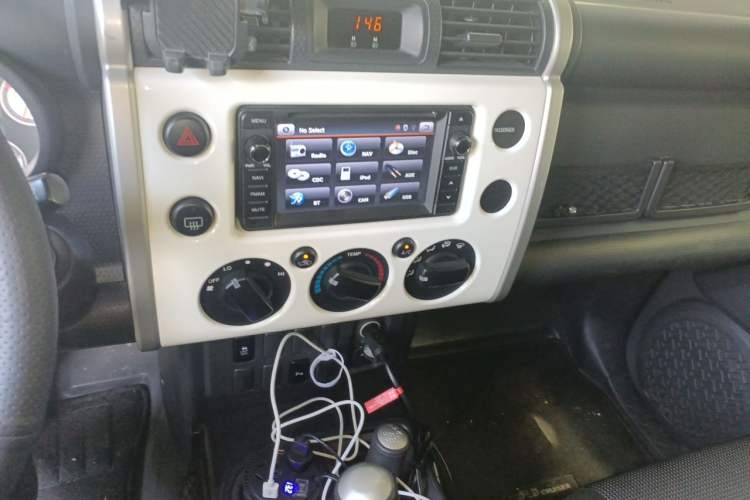 Used Toyota FJ Cruiser 2016 4.0L Automatic Parallel Import Version Audio And AC Panel