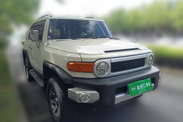 Used Toyota FJ Cruiser 2016 4.0L Automatic Parallel Import Version Front Right 45 Deg