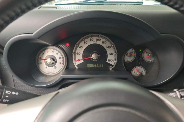 Used Toyota FJ Cruiser  Instrument Cluster