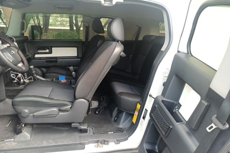 Used Toyota FJ Cruiser 2016 4.0L Automatic Parallel Import Version Left Rear Seat