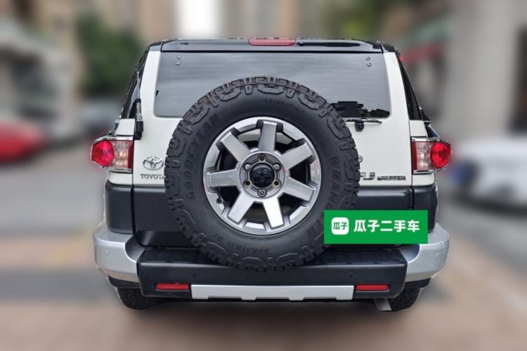 Used Toyota FJ Cruiser  Rear