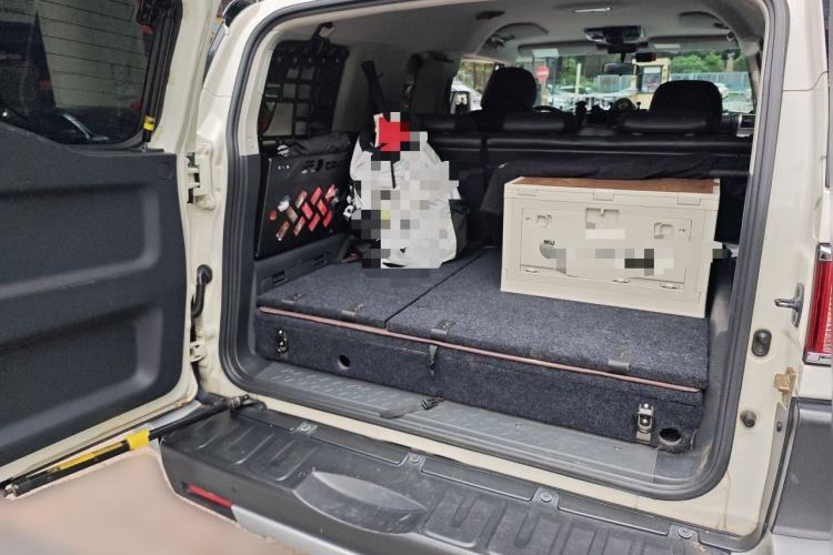 Used Toyota FJ Cruiser  Trunk
