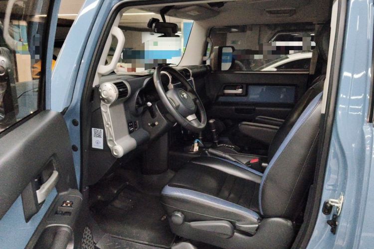 Used Toyota FJ Cruiser  Driver Seat