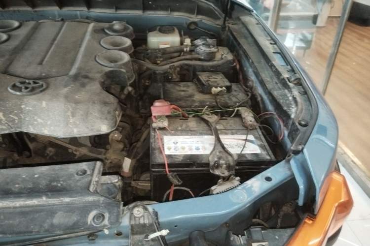 Used Toyota FJ Cruiser 2017 4.0 Automatic Parallel Import Version Engine Bay Left