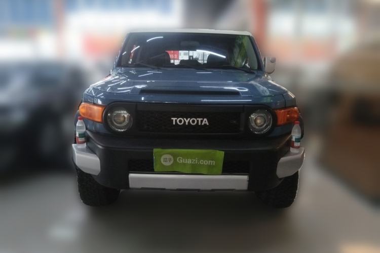 Used Toyota FJ Cruiser 2017 4.0 Automatic Parallel Import Version Front