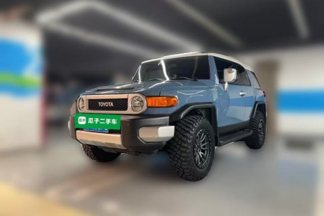 Used Toyota FJ Cruiser Toyota FJ Cruiser, U.S.-spec 4.0-liter gasoline, parallel import