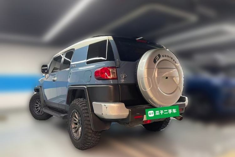 Used Toyota FJ Cruiser  Rear Left 45 Deg