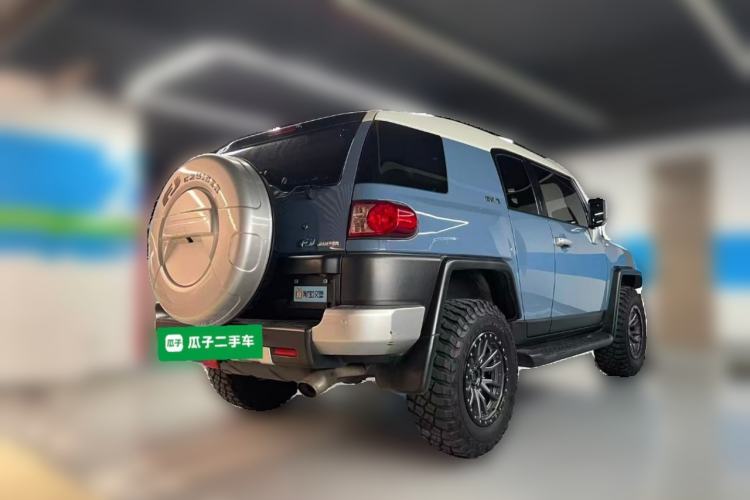 Used Toyota FJ Cruiser  Rear Right 45 Deg