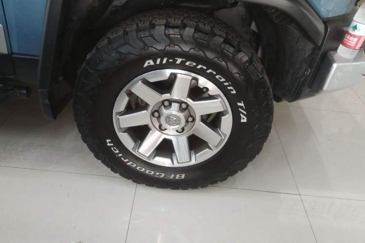 Used Toyota FJ Cruiser 2017 4.0 Automatic Parallel Import Version Right Front Wheel Hub