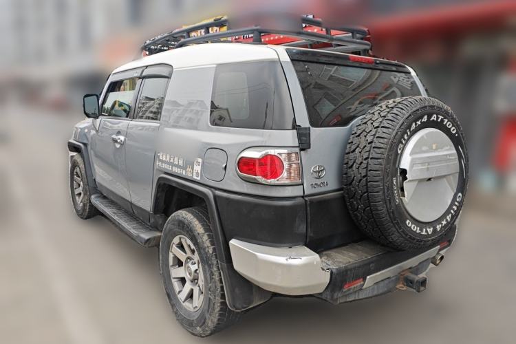 Used Toyota FJ Cruiser  Rear Left 45 Deg