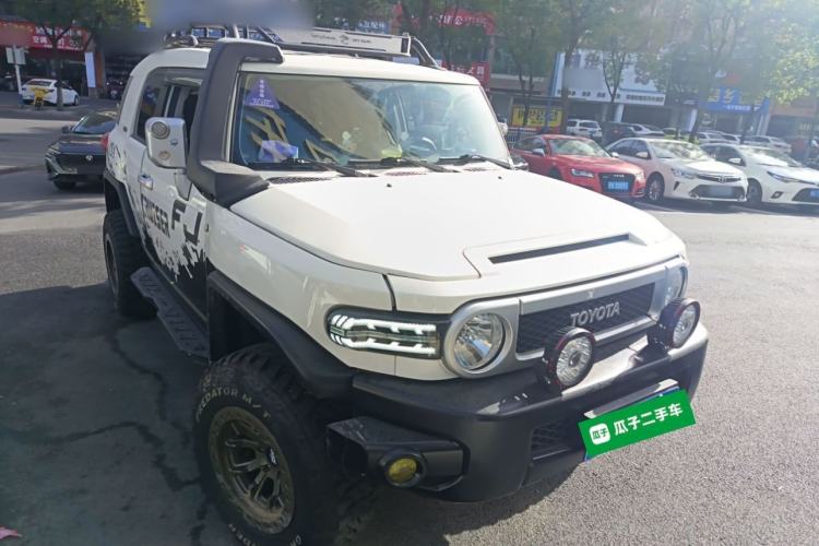 Used Toyota FJ Cruiser 2017 4.0 Automatic Parallel Import Version Front Right 45 Deg
