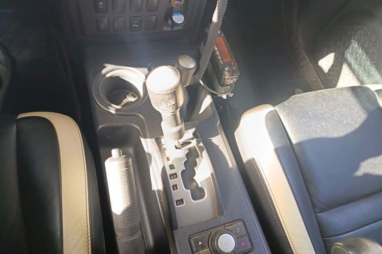Used Toyota FJ Cruiser 2017 4.0 Automatic Parallel Import Version Gear Lever