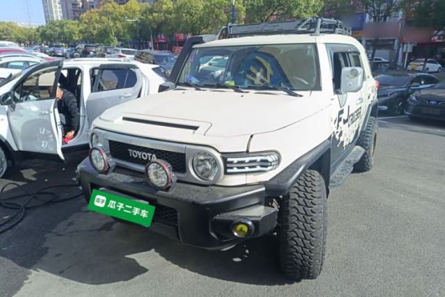 Used Toyota FJ Cruiser 2017 4.0 Automatic Parallel Import Version