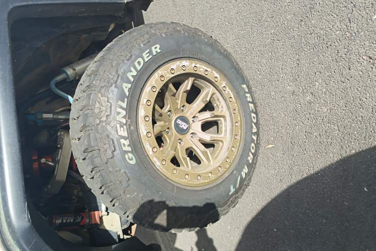 Used Toyota FJ Cruiser 2017 4.0 Automatic Parallel Import Version Left Front Wheel Hub
