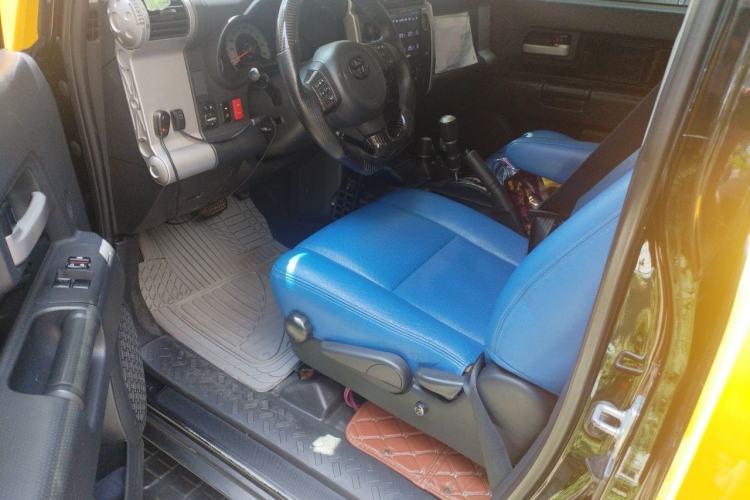 Used Toyota FJ Cruiser  Driver Seat
