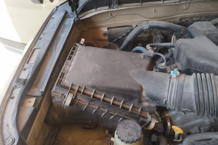 Used Toyota FJ Cruiser  Engine Bay Right