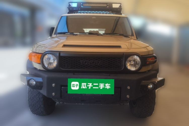 Used Toyota FJ Cruiser  Front