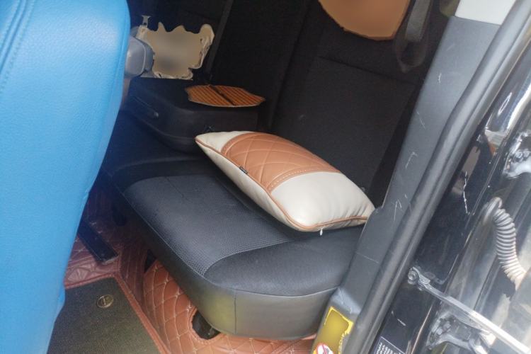 Used Toyota FJ Cruiser  Left Rear Seat