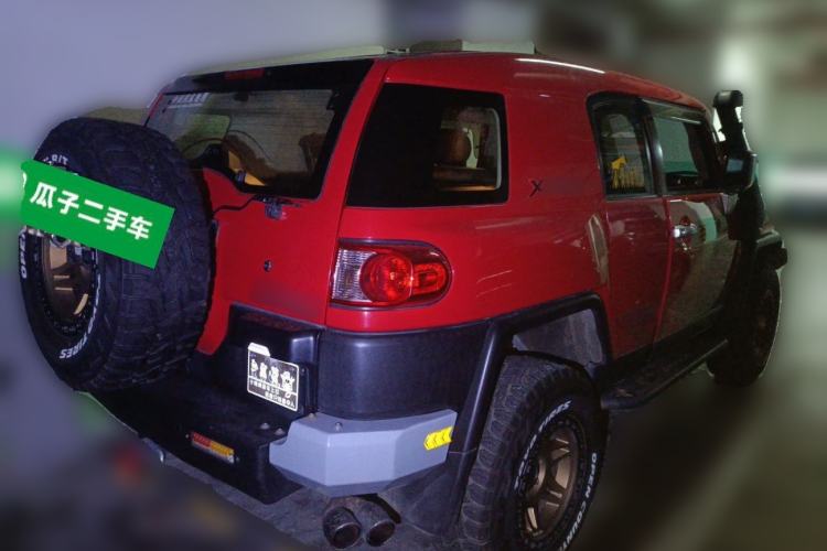 Used Toyota FJ Cruiser  Rear Right 45 Deg