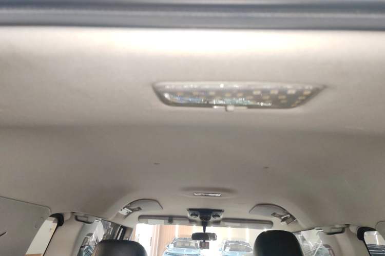 Used Toyota FJ Cruiser 2018 4.0 Automatic Middle East Headliner