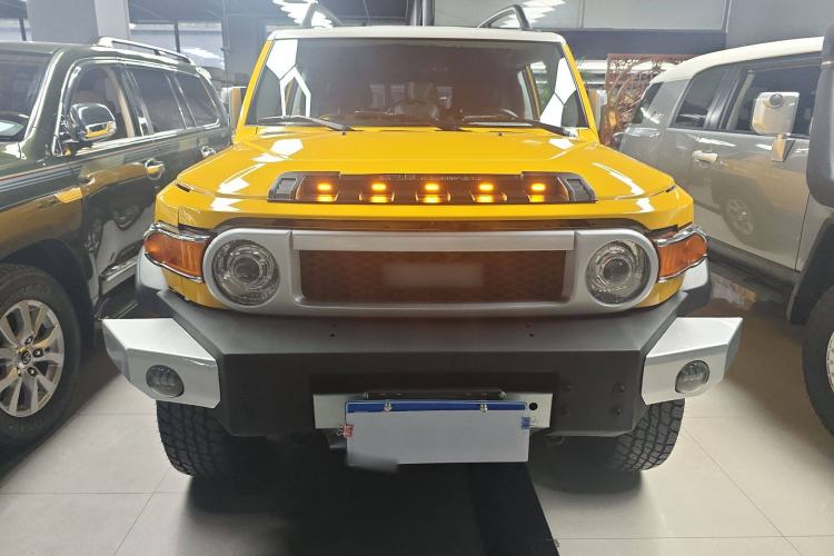 Used Toyota FJ Cruiser 2018 4.0 Automatic Middle East Front