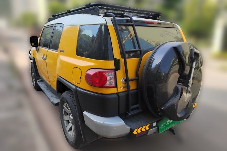 Used Toyota FJ Cruiser  Rear Left 45 Deg