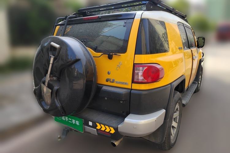 Used Toyota FJ Cruiser  Rear Right 45 Deg
