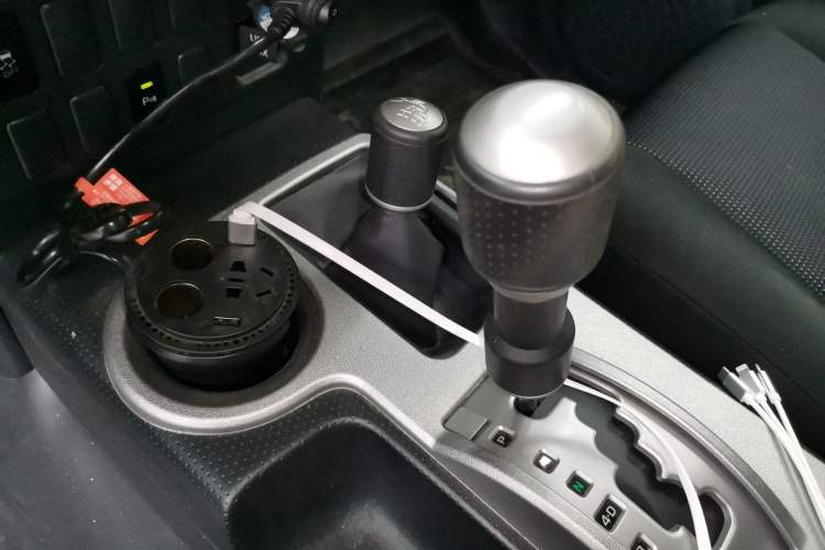 Used Toyota FJ Cruiser 2019 4.0L Middle East Version Gear Lever