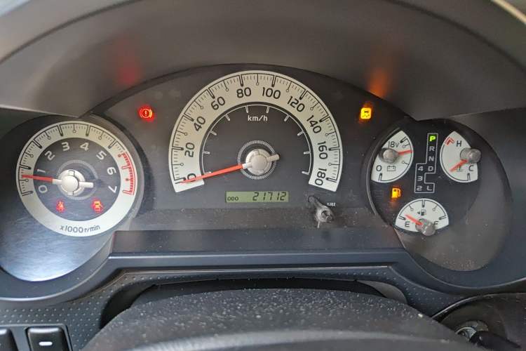 Used Toyota FJ Cruiser  Instrument Cluster