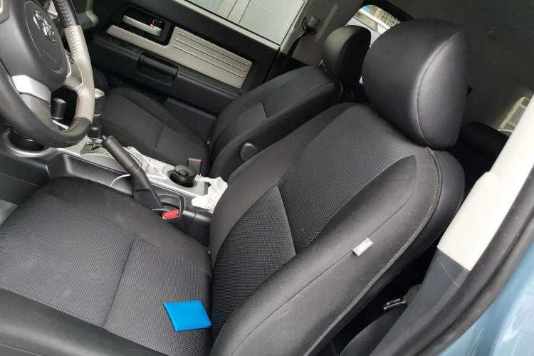 Used Toyota FJ Cruiser 2019 4.0L Middle East Version Left Front Seat