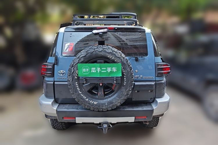 Used Toyota FJ Cruiser  Rear