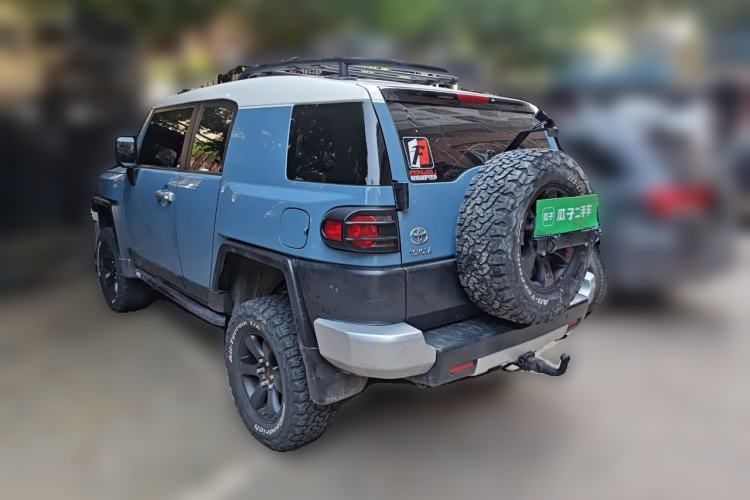 Used Toyota FJ Cruiser  Rear Left 45 Deg