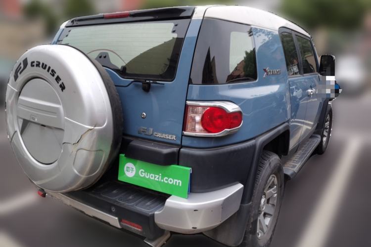 Used Toyota FJ Cruiser 2019 4.0L Middle East Version Rear Right 45 Deg