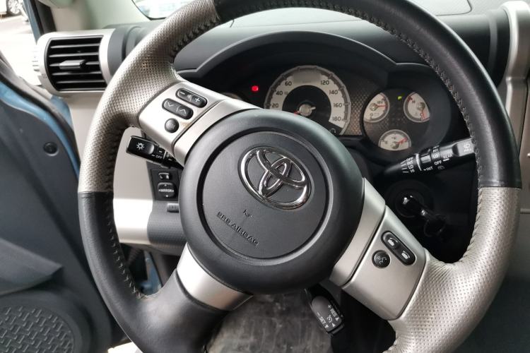 Used Toyota FJ Cruiser 2019 4.0L Middle East Version Steering Wheel
