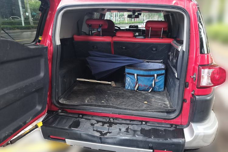 Used Toyota FJ Cruiser 2019 4.0L Middle East Version Trunk