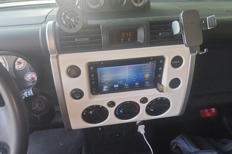 Used Toyota FJ Cruiser  Audio And AC Panel