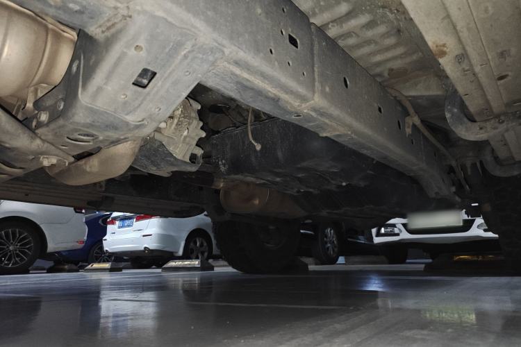 Used Toyota FJ Cruiser 2019 4.0L XTREME Eight-Cylinder Dual Fuel Tanks JBL Middle East Chassis Front Left