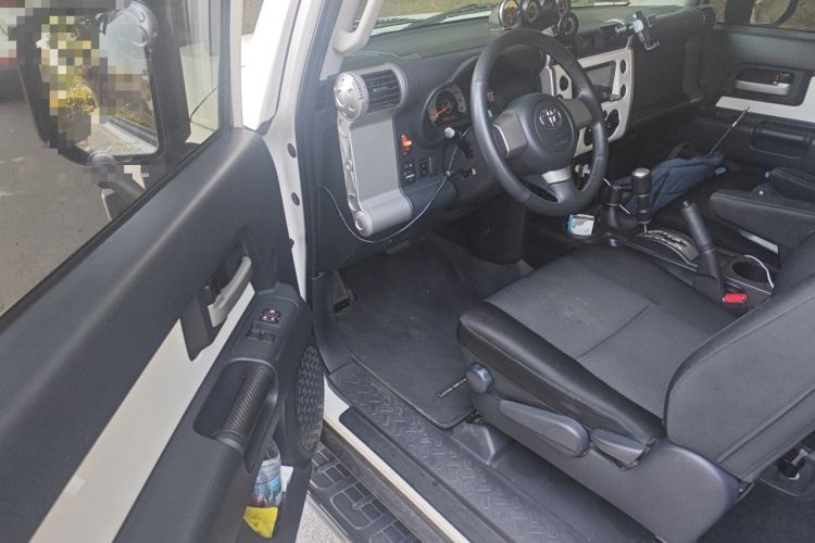 Used Toyota FJ Cruiser  Driver Seat