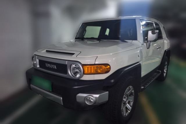 Used Toyota FJ Cruiser Dongyun Cruiser FJ 2019 (customs import), 4.0 automatic, five‑seat