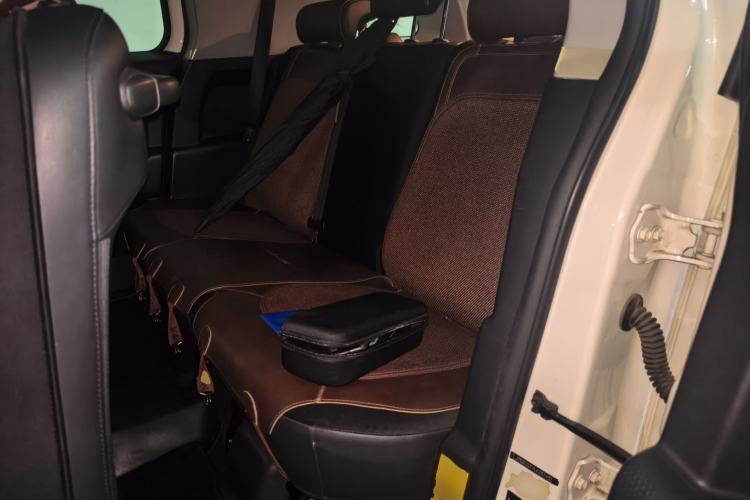 Used Toyota FJ Cruiser  Left Rear Seat