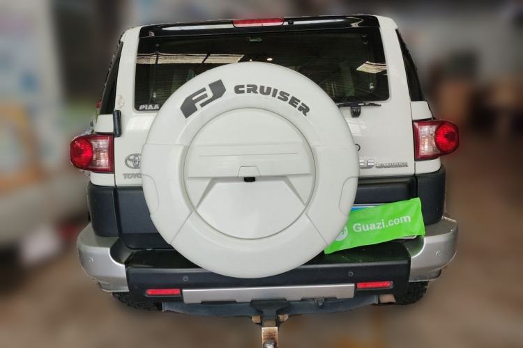 Used Toyota FJ Cruiser 2019 4.0L Middle East Version Rear