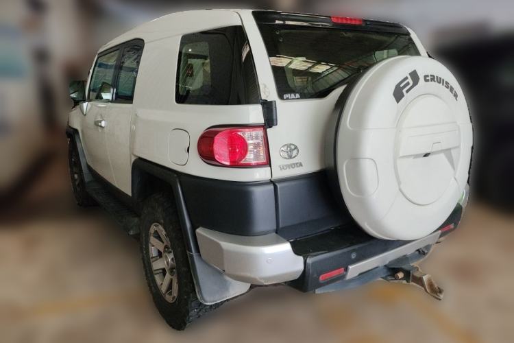 Used Toyota FJ Cruiser 2019 4.0L Middle East Version Rear Left 45 Deg