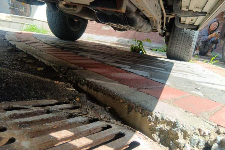 Used Toyota FJ Cruiser  Chassis Front Left