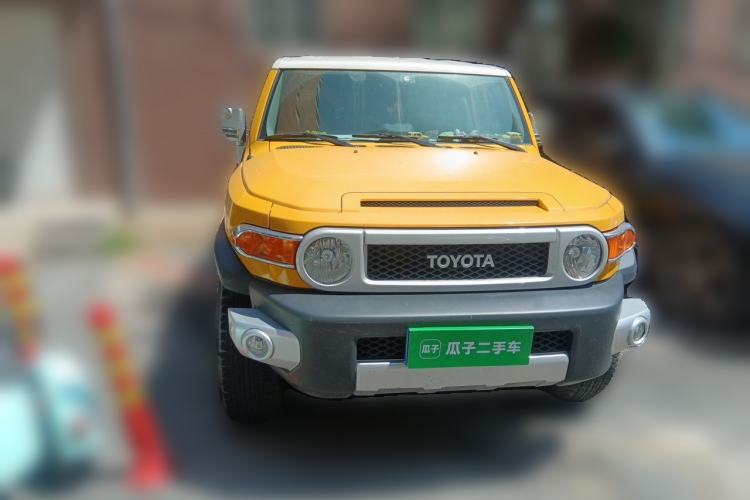 Used Toyota FJ Cruiser  Front