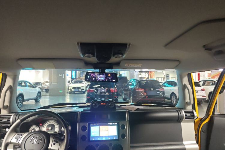 Used Toyota FJ Cruiser 2019 4.0L Middle East Version Headliner
