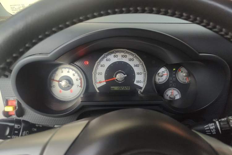 Used Toyota FJ Cruiser  Instrument Cluster