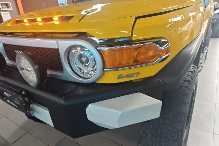 Used Toyota FJ Cruiser 2019 4.0L Middle East Version Left Front Headlight