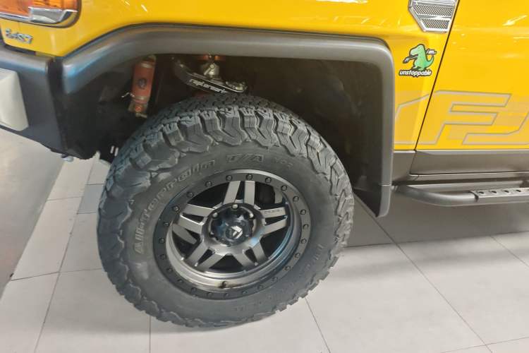 Used Toyota FJ Cruiser 2019 4.0L Middle East Version Left Front Wheel Hub