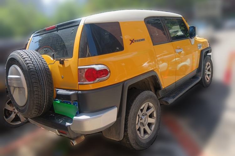 Used Toyota FJ Cruiser  Rear Right 45 Deg