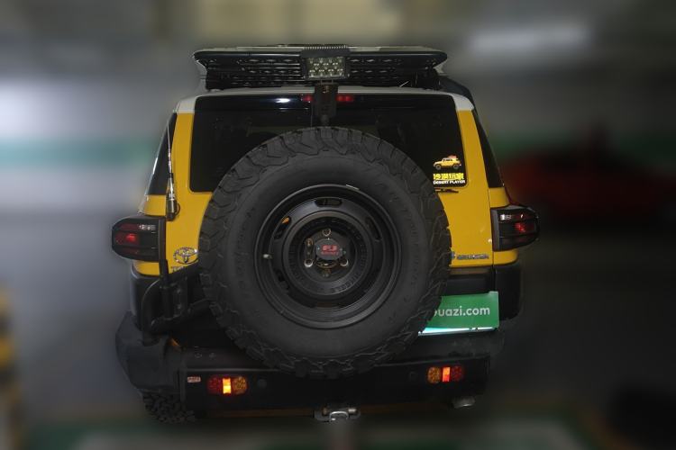 Used Toyota FJ Cruiser 2019 4.0L GX-R Dual Fuel System Twin Fuel Tanks Air Pump – Middle East Rear